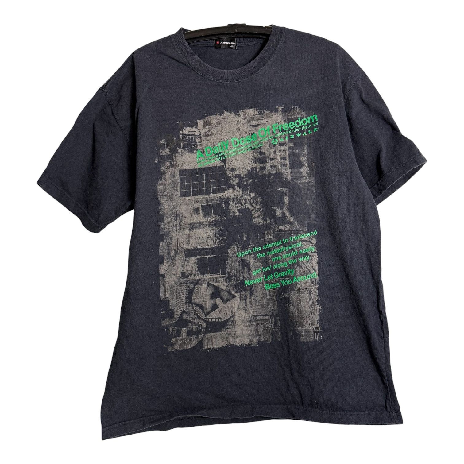 Airwalk 🔥RARE🔥Vintage Airwalk Skateboard Graphics T-shirt Size US XL / EU 56 / 4 - 1 Thumbnail