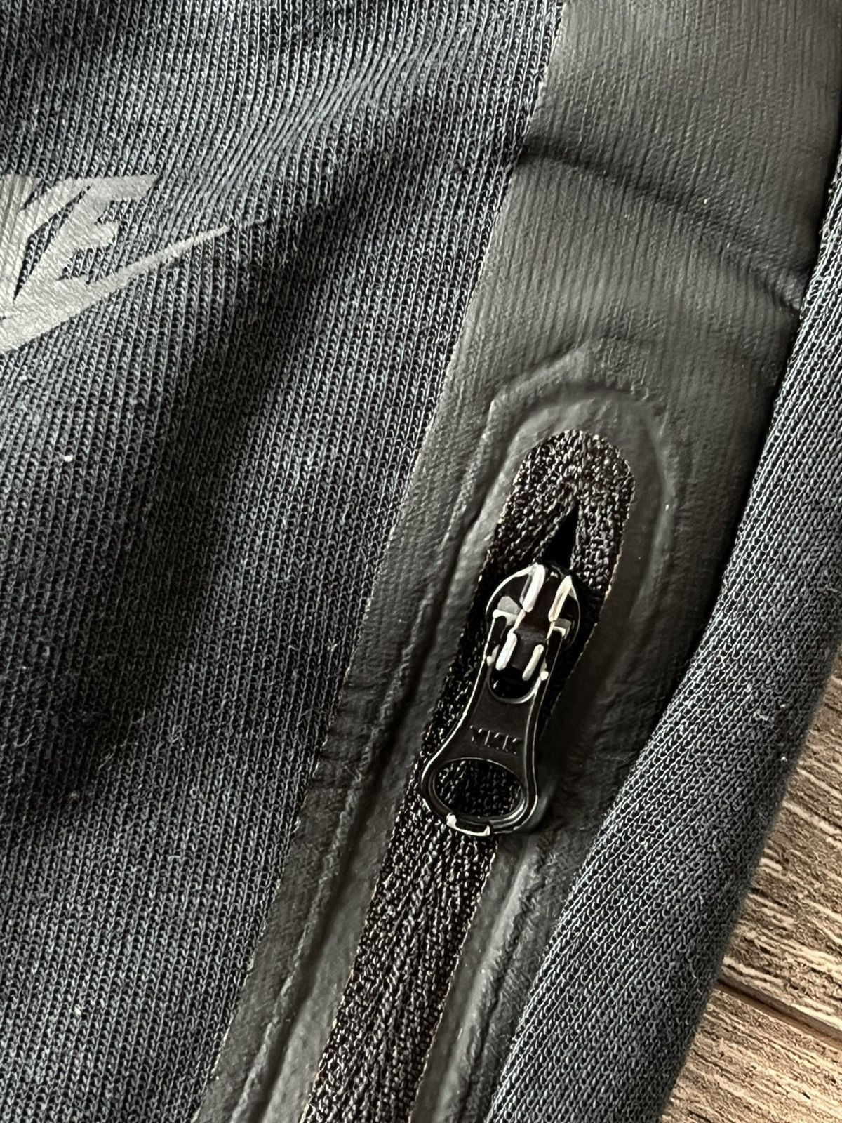 Nike Nike Tech Fleece Big Zip Pocket Triple Black Sweatpants Size US 30 / EU 46 - 13 Thumbnail