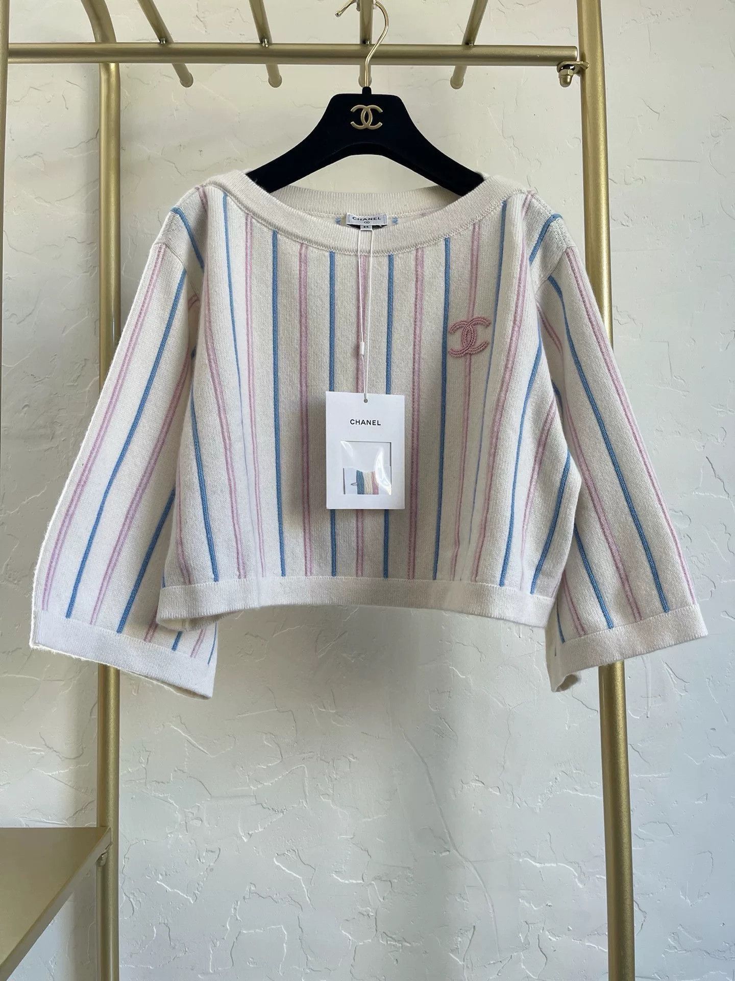 Chanel 2023 Cruise Pink Cashmere Sweater