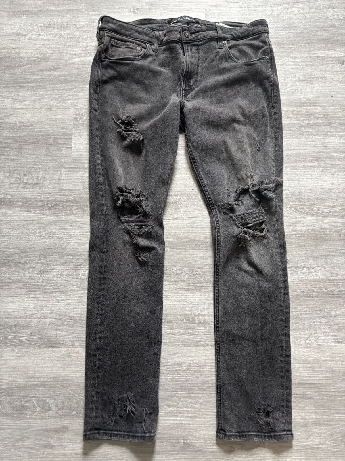 Guess Guess Slim Tapered Distressed Jeans Size US 36 / EU 52 - 2 Thumbnail