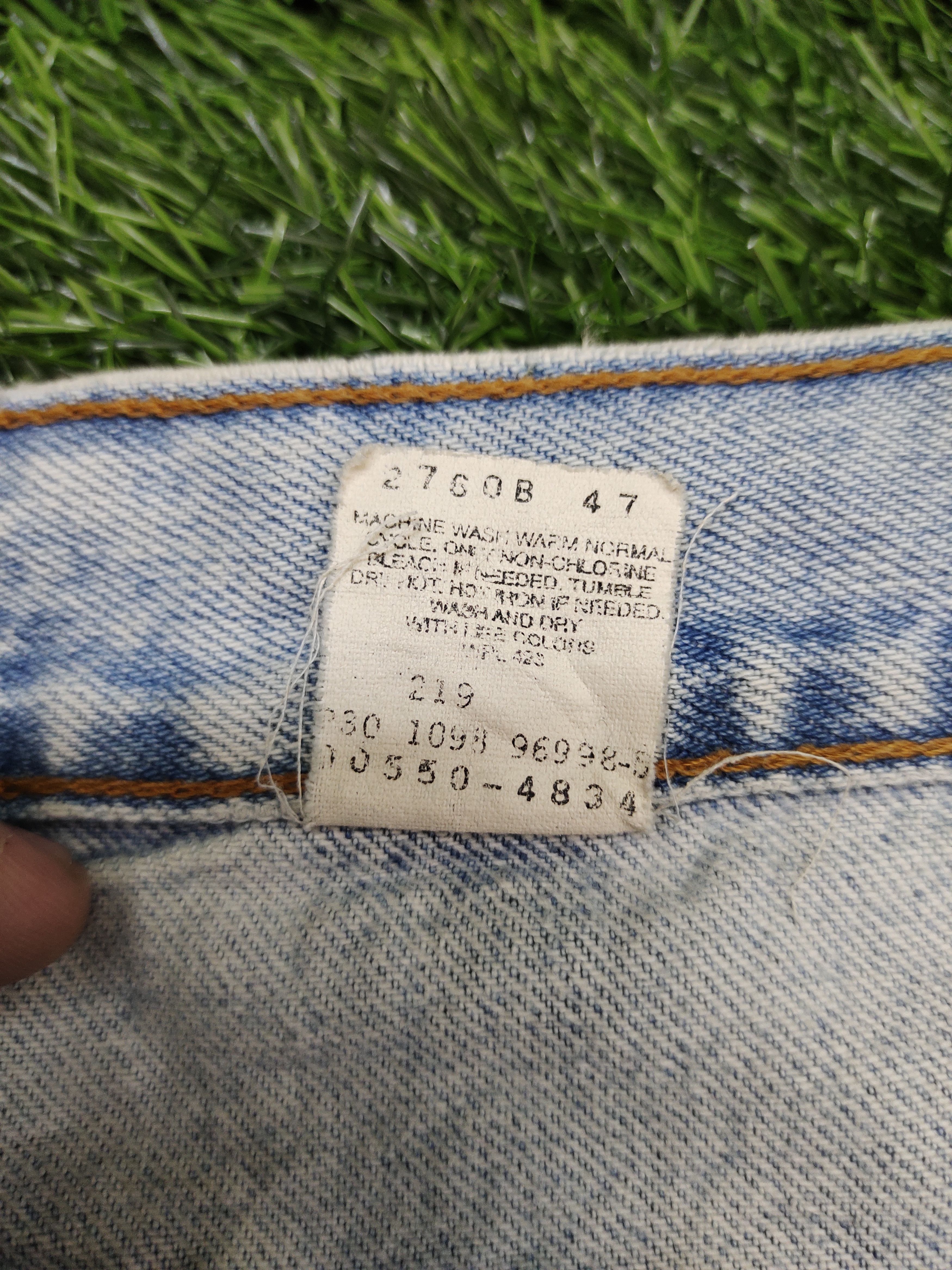 Levi's Vintage Clothing Size 32x29 Vintage Levis 550 Light Wash Jeans Relaxed Fit Size US 32 / EU 48 - 18 Thumbnail