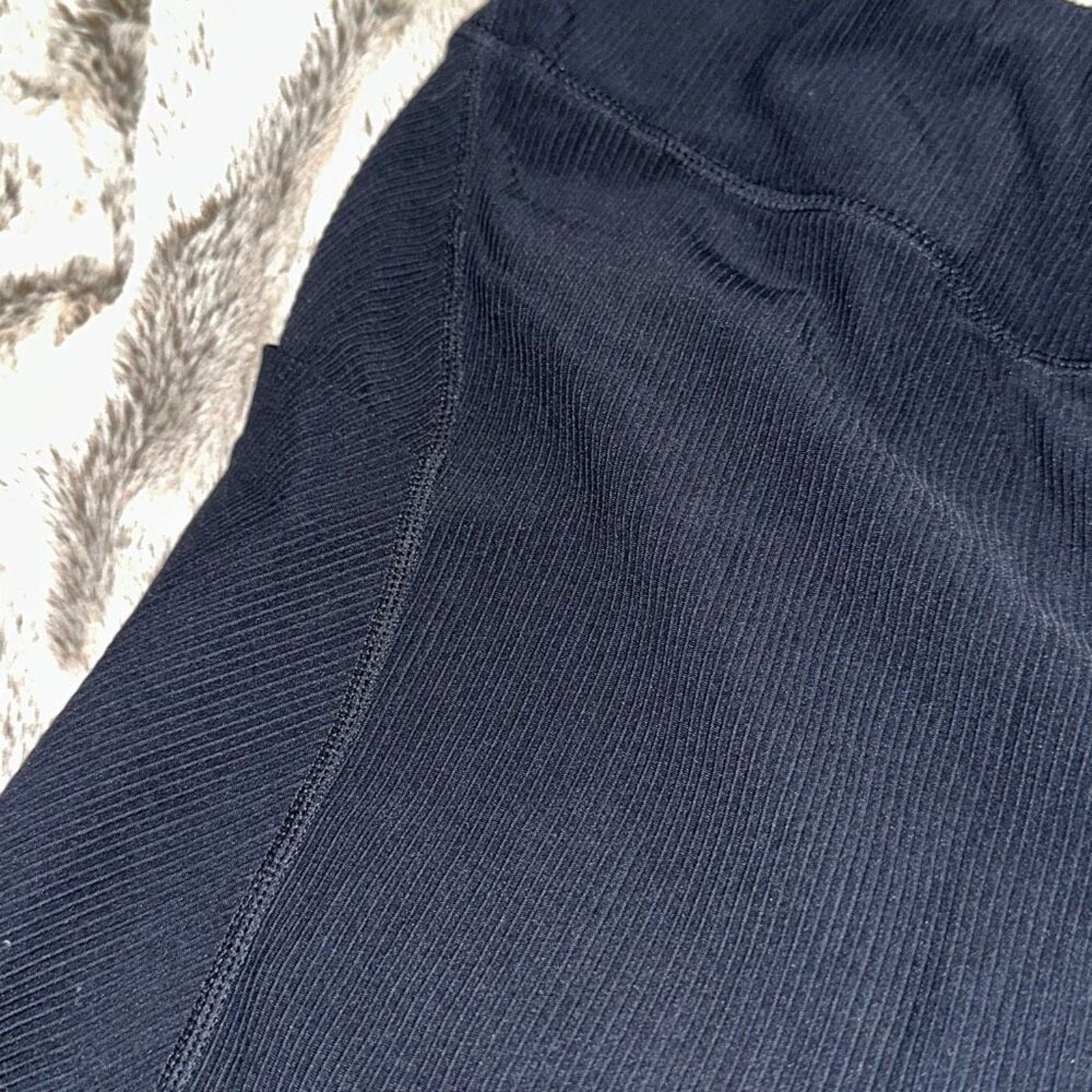 Other Amazon Black Ribbed Cross-Waist Bike Shorts | Sz S Size 26" / US 2 / IT 38 - 3 Thumbnail