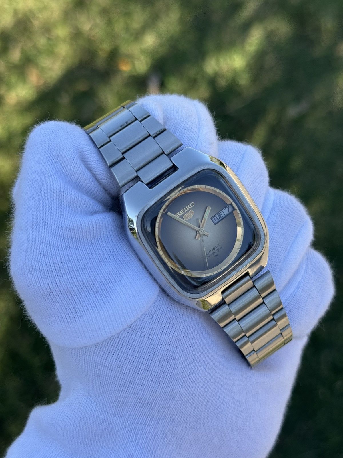 Seiko Vintage Seiko 5 Automatic Watch: smoke-grey Dial, mens watch Size 36 - 2 Thumbnail