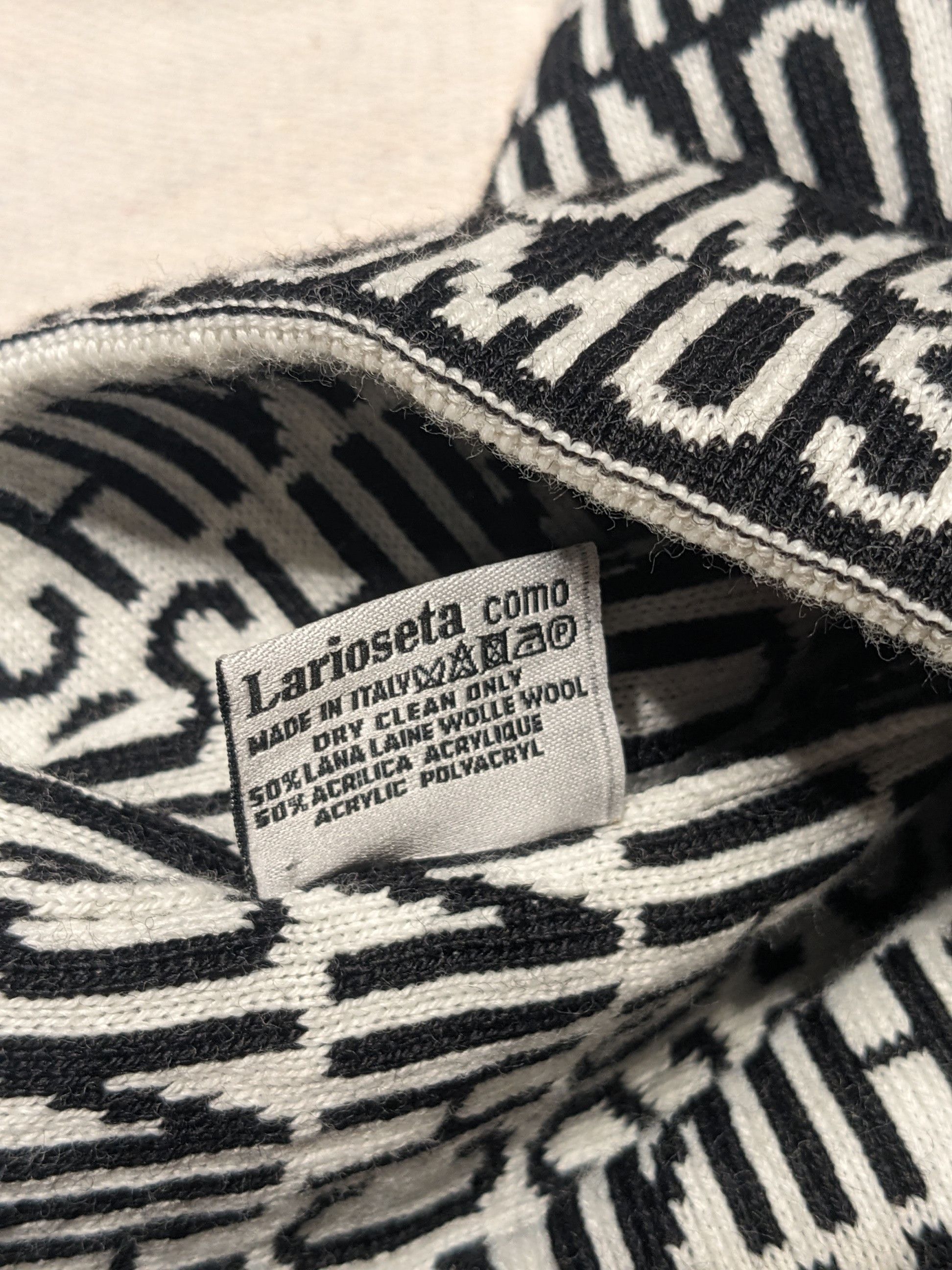 Moschino Vintage Wool Blend Moschino Winter Hat Size ONE SIZE - 4 Thumbnail