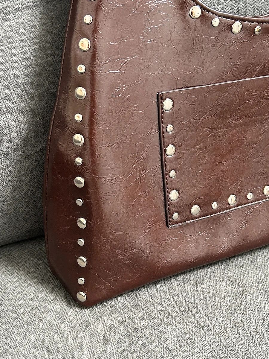 The Unbranded Brand Retro Rivet Decorative Shoulder Bag Size ONE SIZE - 6 Thumbnail