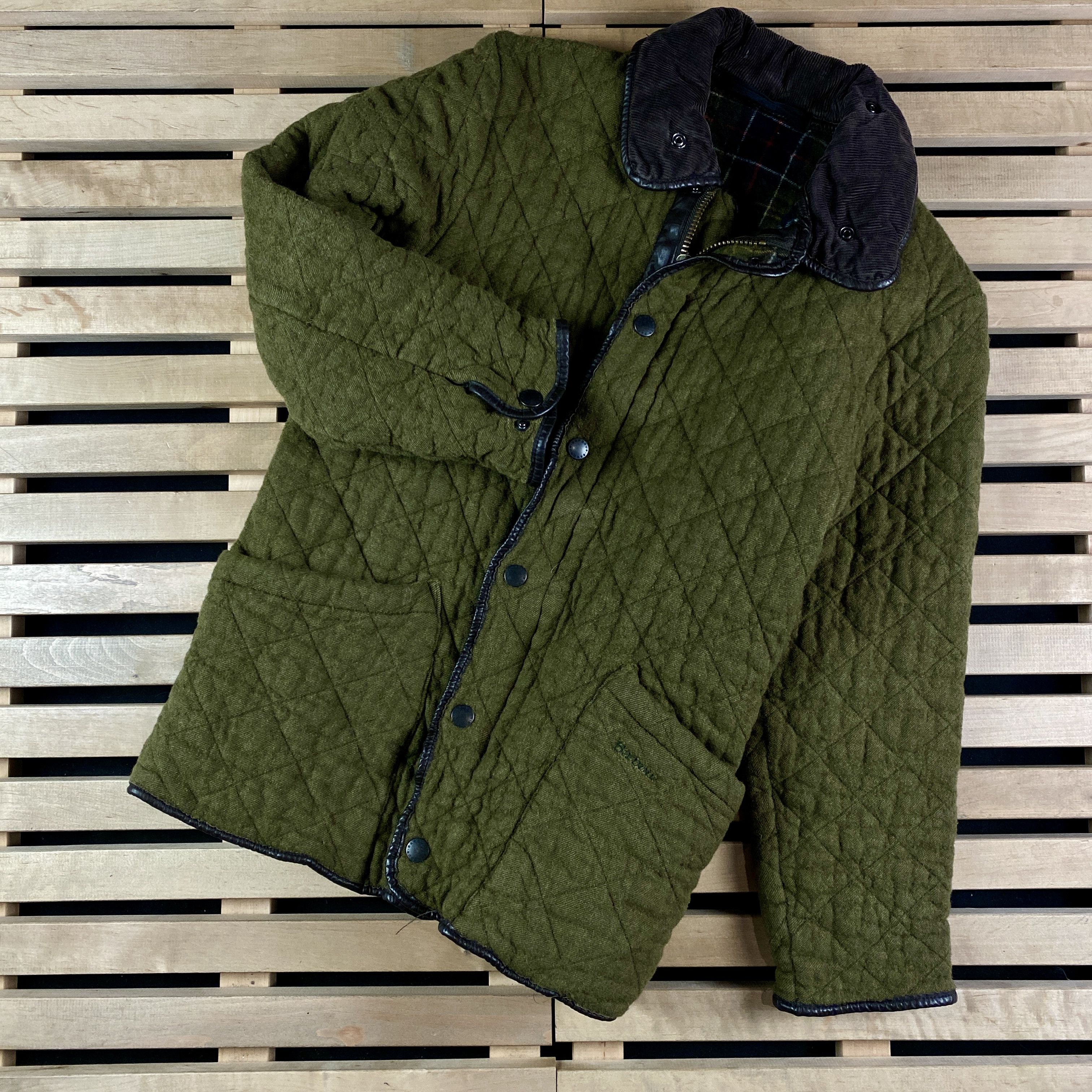 image of Men’S Wool Quilted Bomber Jacket Barbour Vintage Size M-L in Green, Men's