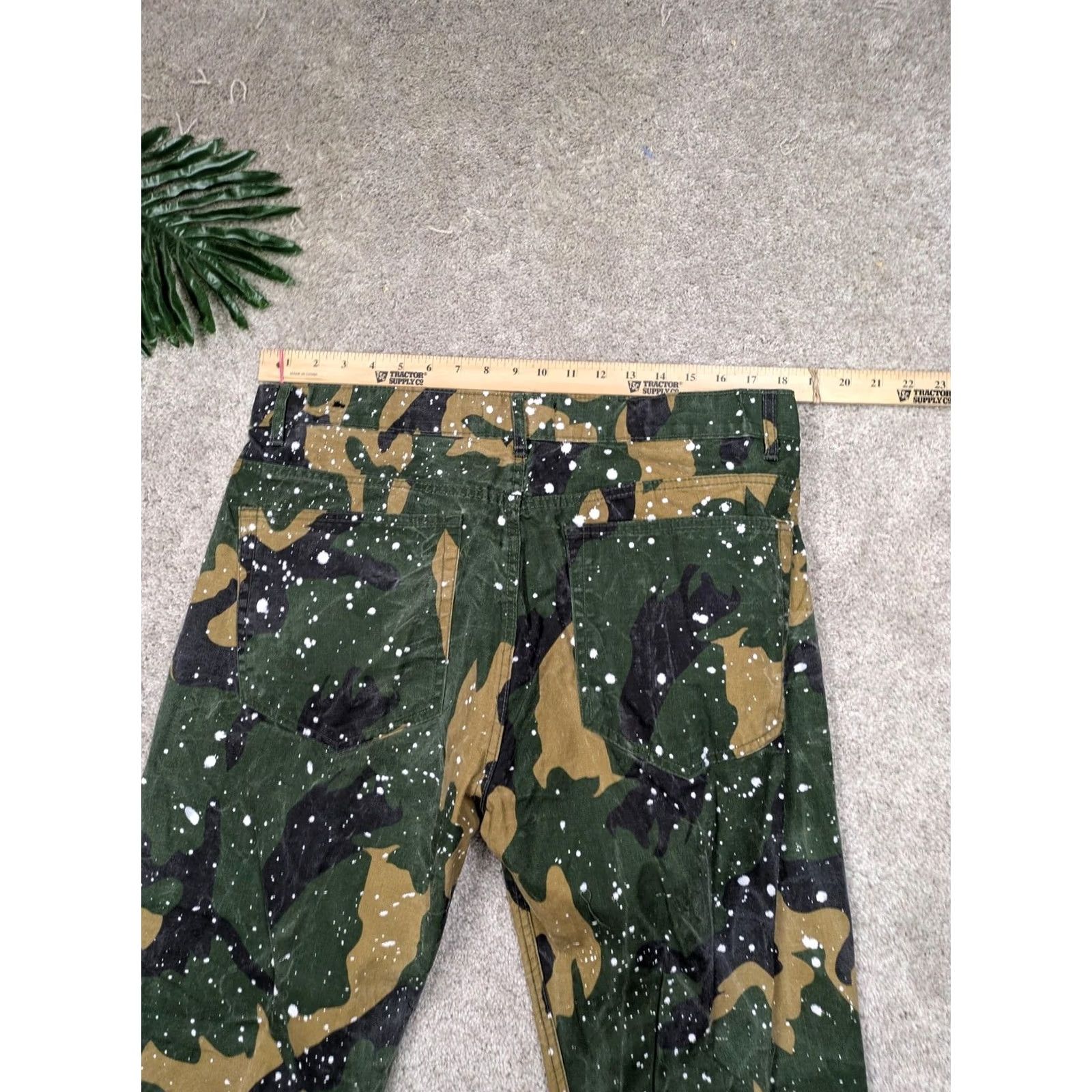 Vintage QRUEL Pants Mens 38x30 Green Camo Chino Straight Leg Canvas Paint Splatter Size US 38 / EU 54 - 7 Thumbnail