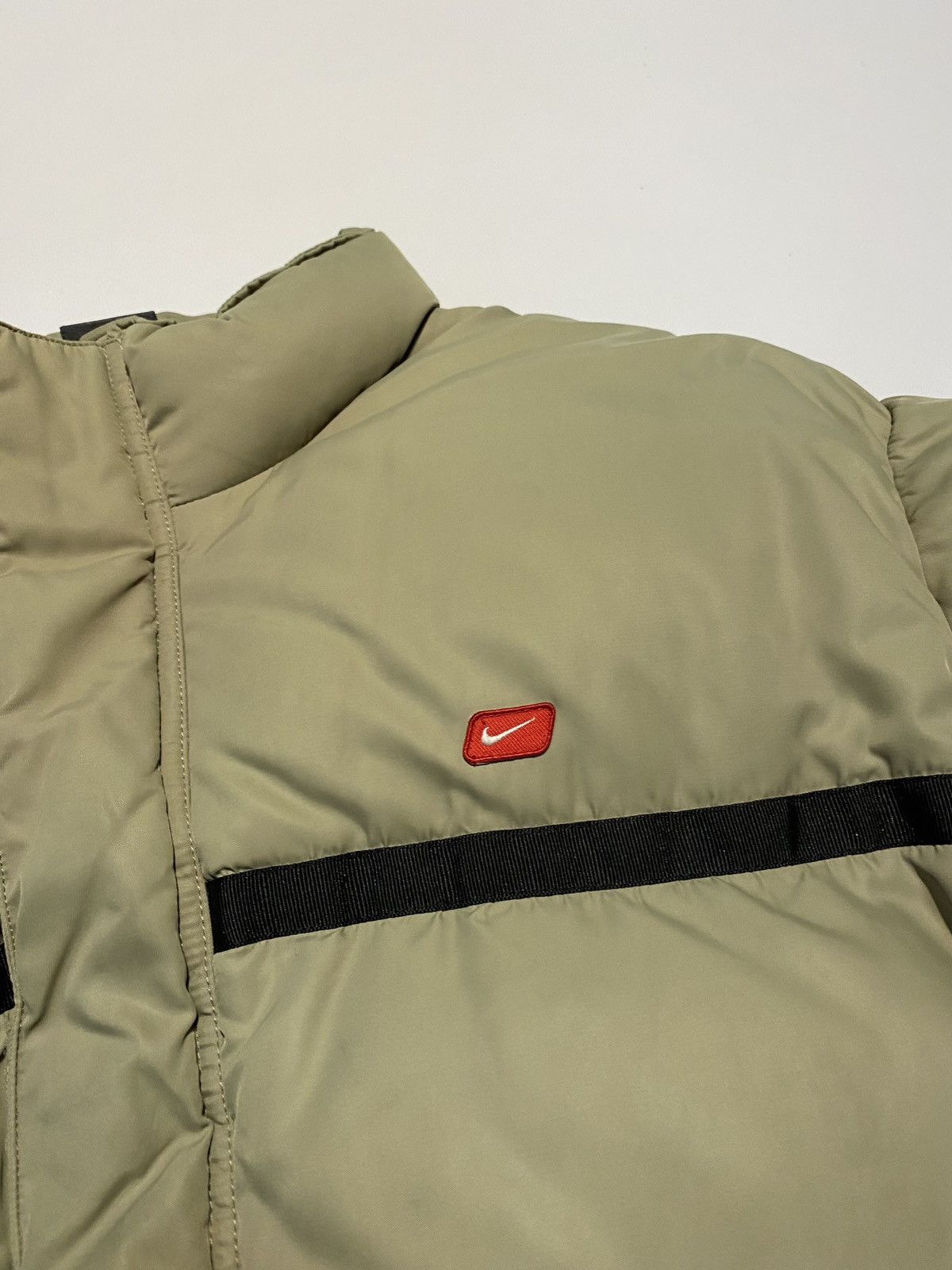 Nike × Vintage Nike Vintage Y2K Green Striped Down Puffer Jacket Size US L / EU 52-54 / 3 - 3 Thumbnail
