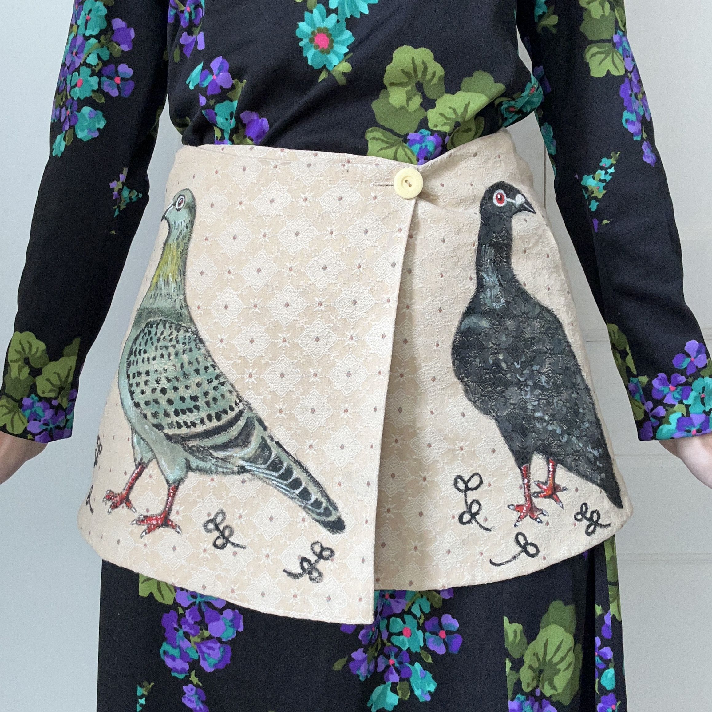 Custommade Custommade Hand Painted Pigeon Cotton Mini Skirt Size 27" / US 4 / IT 40 - 1 Thumbnail