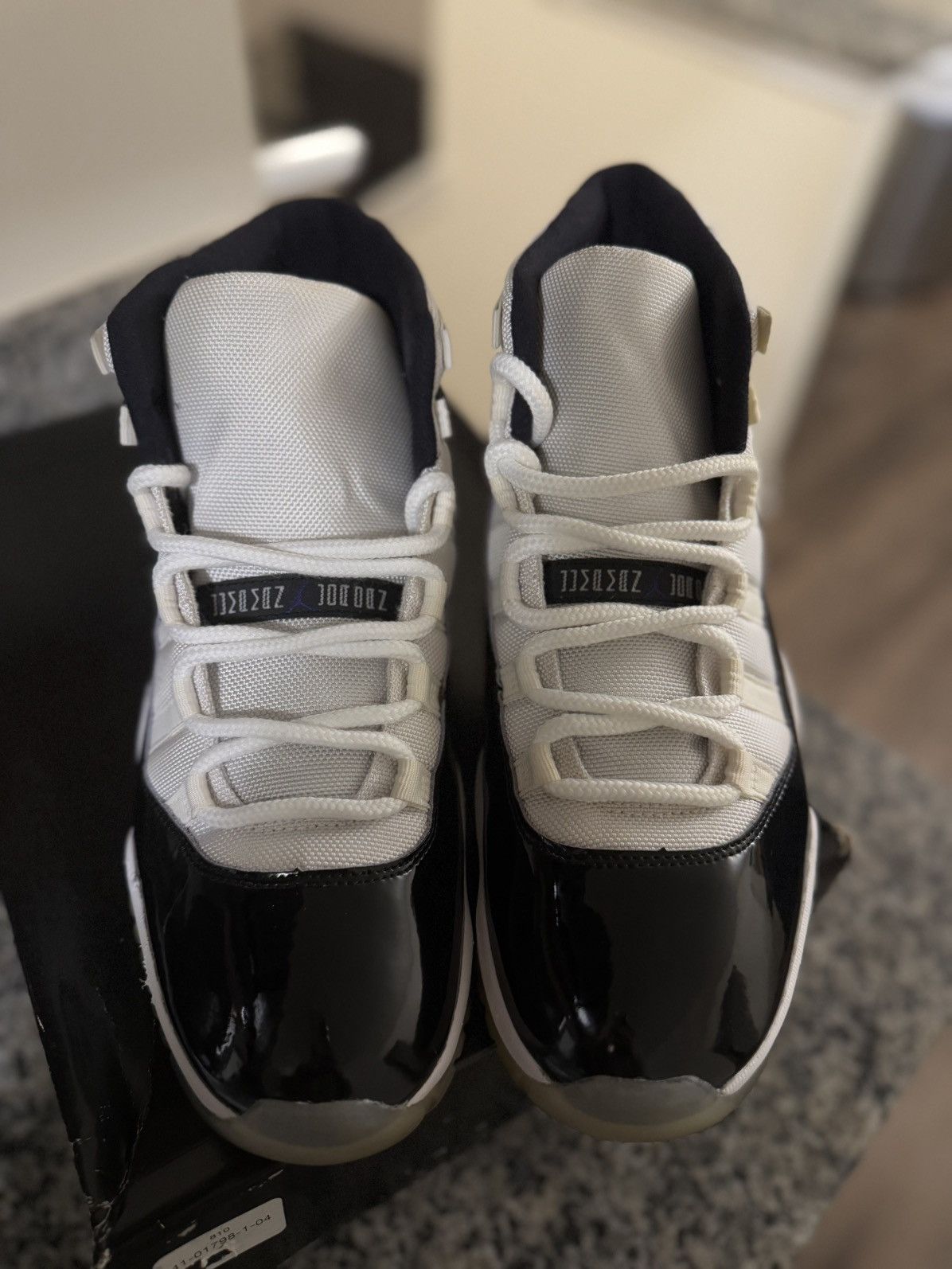 Jordan Brand × Nike Jordan 11 Concord 2018 Classic Size 12 W BOX Size US 12 / EU 45 - 5 Thumbnail