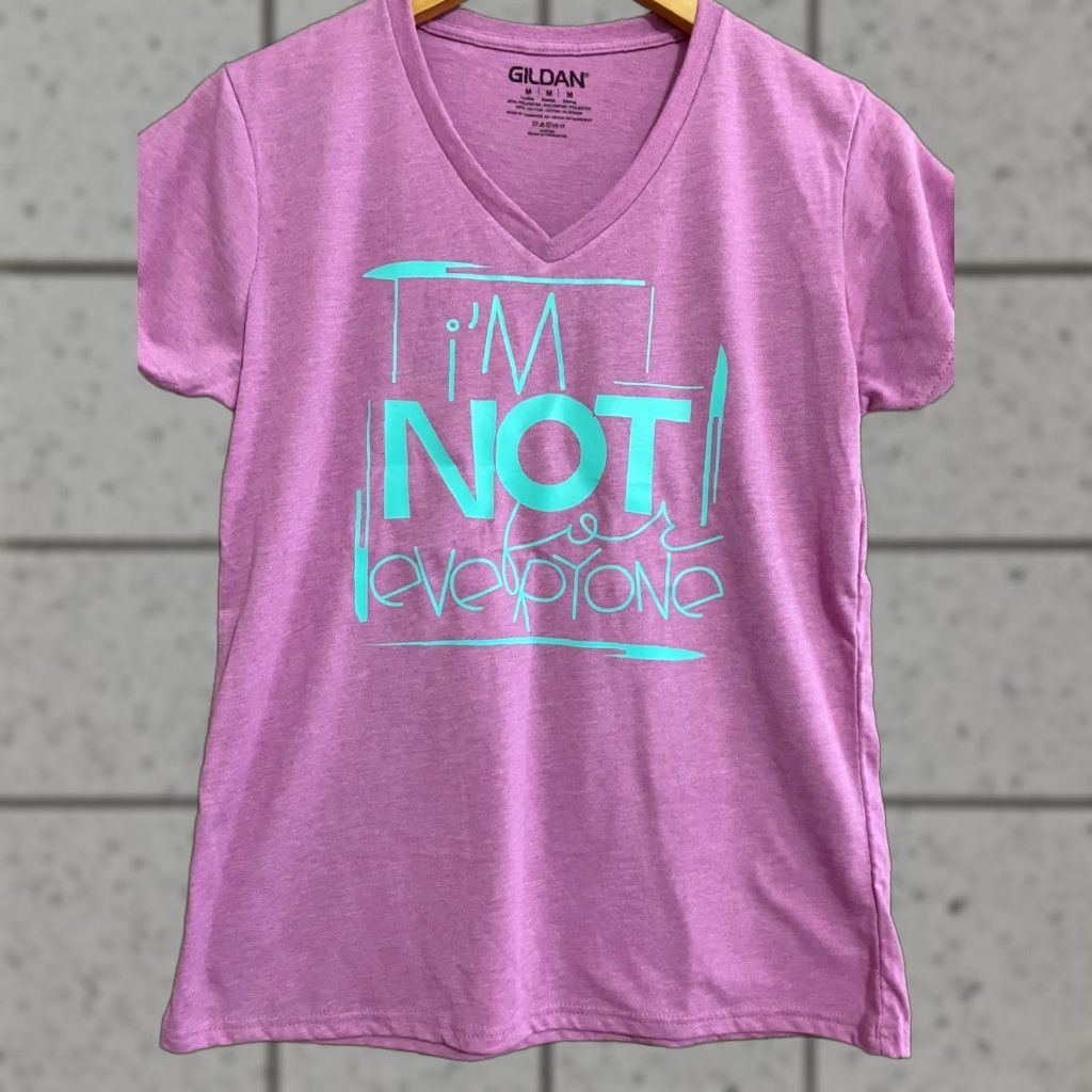 Gildan VINTAGE? Custom womens tshirt Im not for everyone Medium pink Size M / US 6-8 / IT 42-44 - 1 Thumbnail