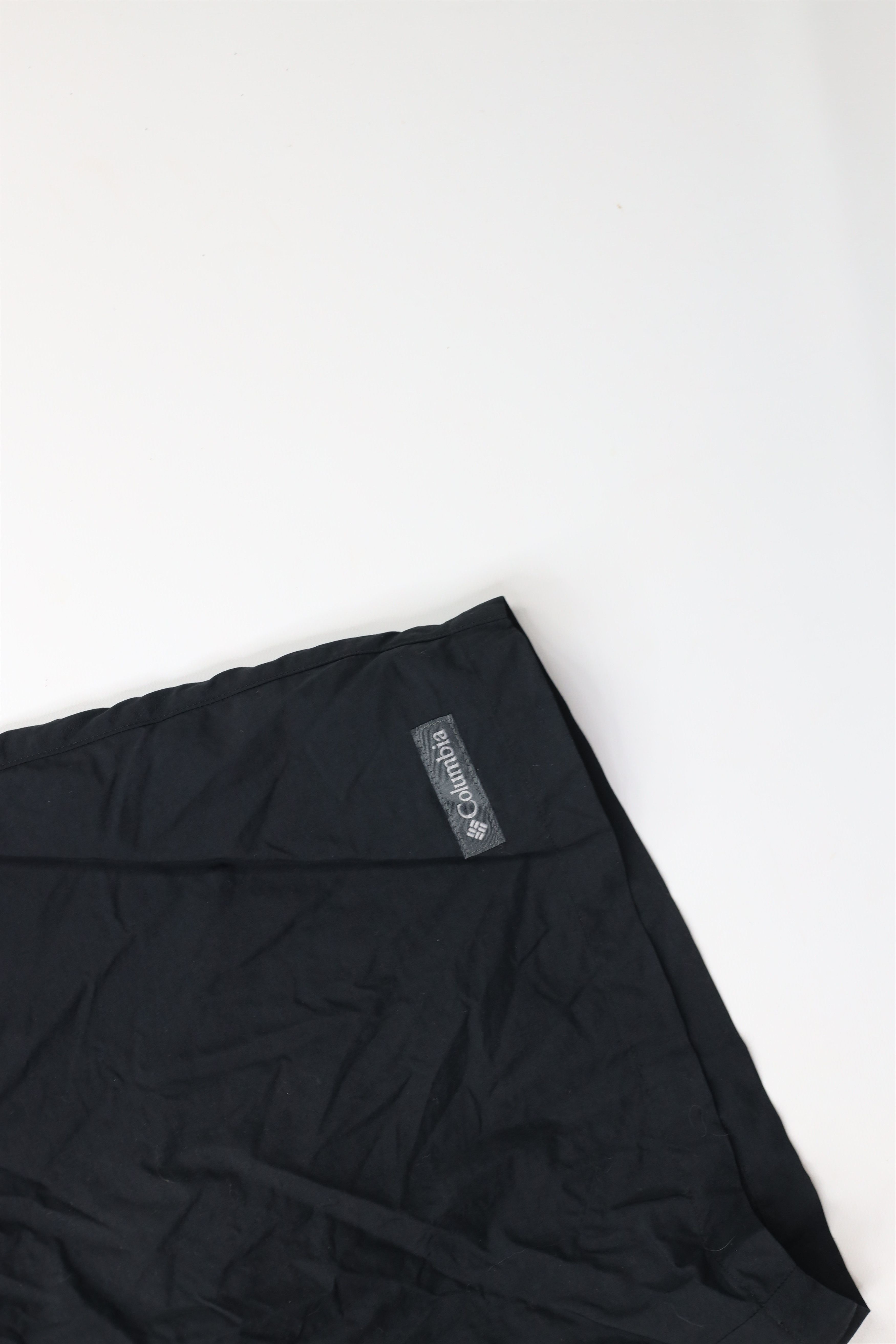 Columbia × Vintage Vintage Columbia Out Box Logo Lined Above Knee Shorts Black Size US 34 / EU 50 - 5 Thumbnail