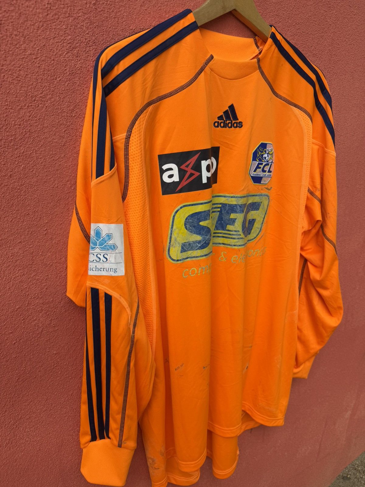 Adidas Goalkeeper FC Luzern x Number 1 x Zibung Size US L / EU 52-54 / 3 - 5 Thumbnail