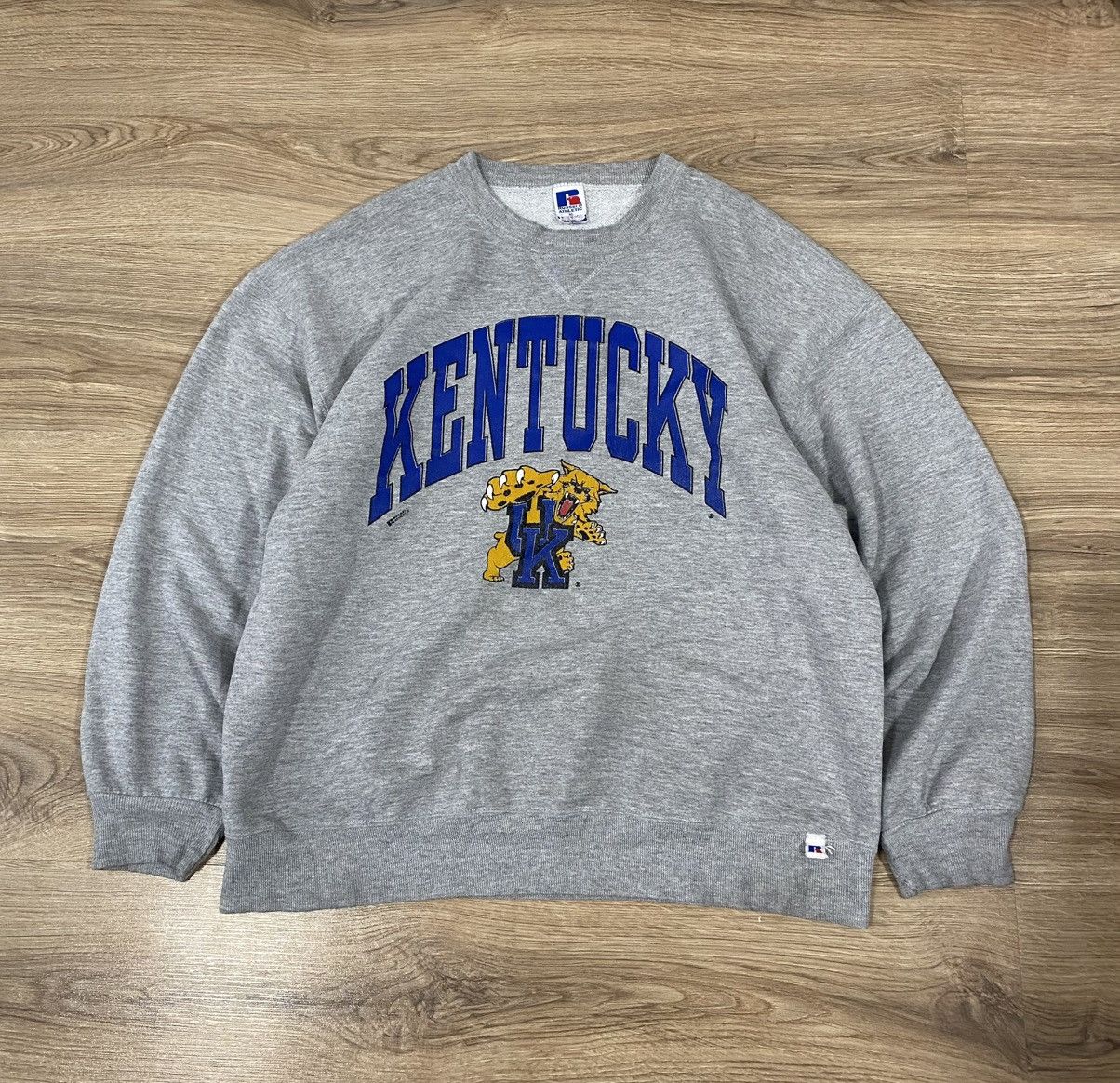 NBA 90’s Kentucky Wildcats Vintage Russel Athletics Sweatshirt Size US XL / EU 56 / 4 - 1 Thumbnail