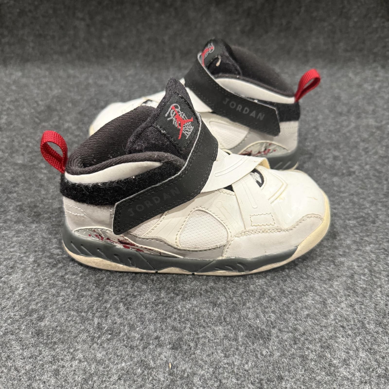 Jordan Brand Jordan 8 Shoes Kid's 9C White 2011 Size US 9 / EU 42 - 2 Thumbnail