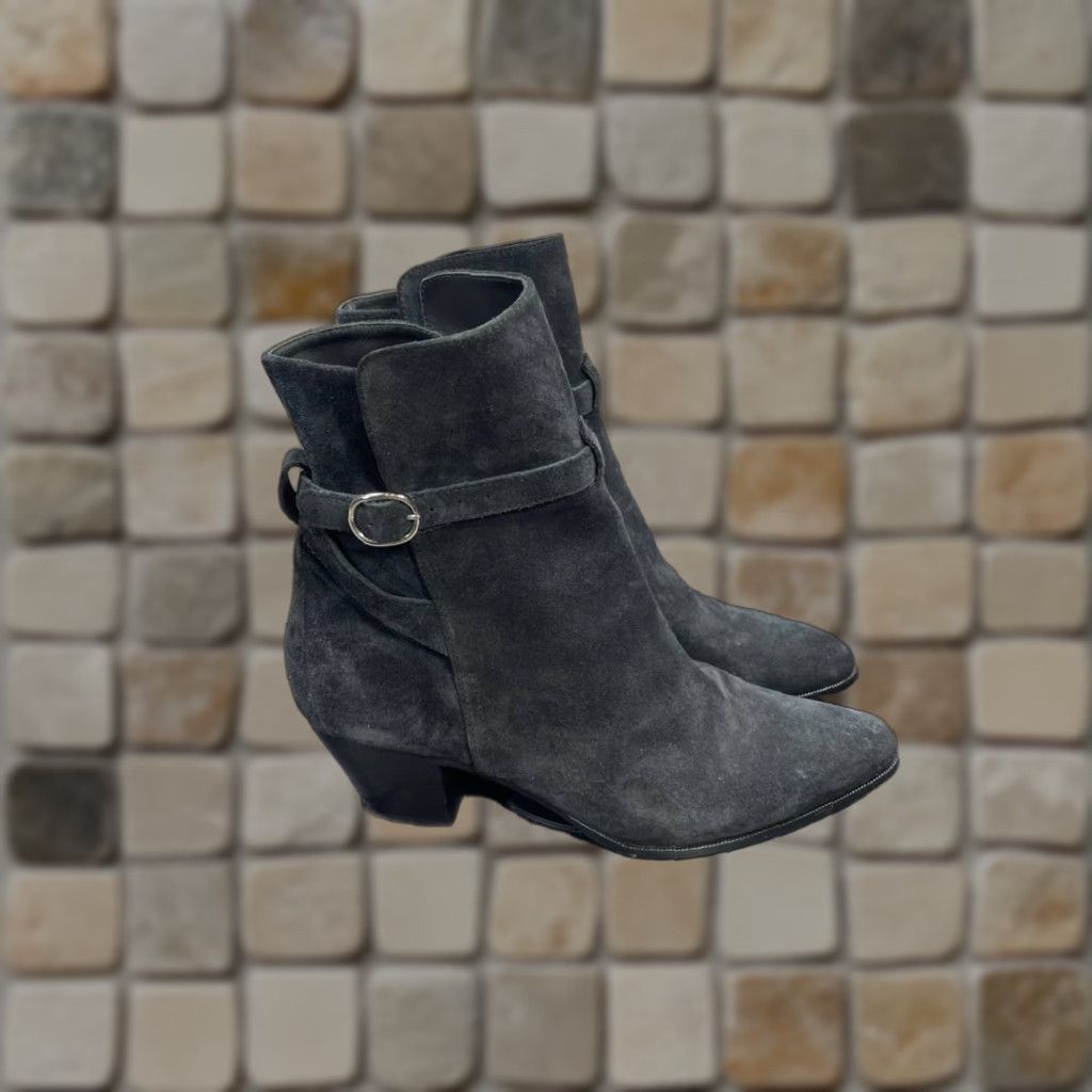 Celine CELINE Boots Womens SIZE 41 EU 10.5 US Black Suede Ankle Block Bootie Counter Buckle Leather Lining Outdoor Heel Mid 2-2.9 in Casual Vintage No Size US 10.5 / IT 40.5 - 1 Thumbnail