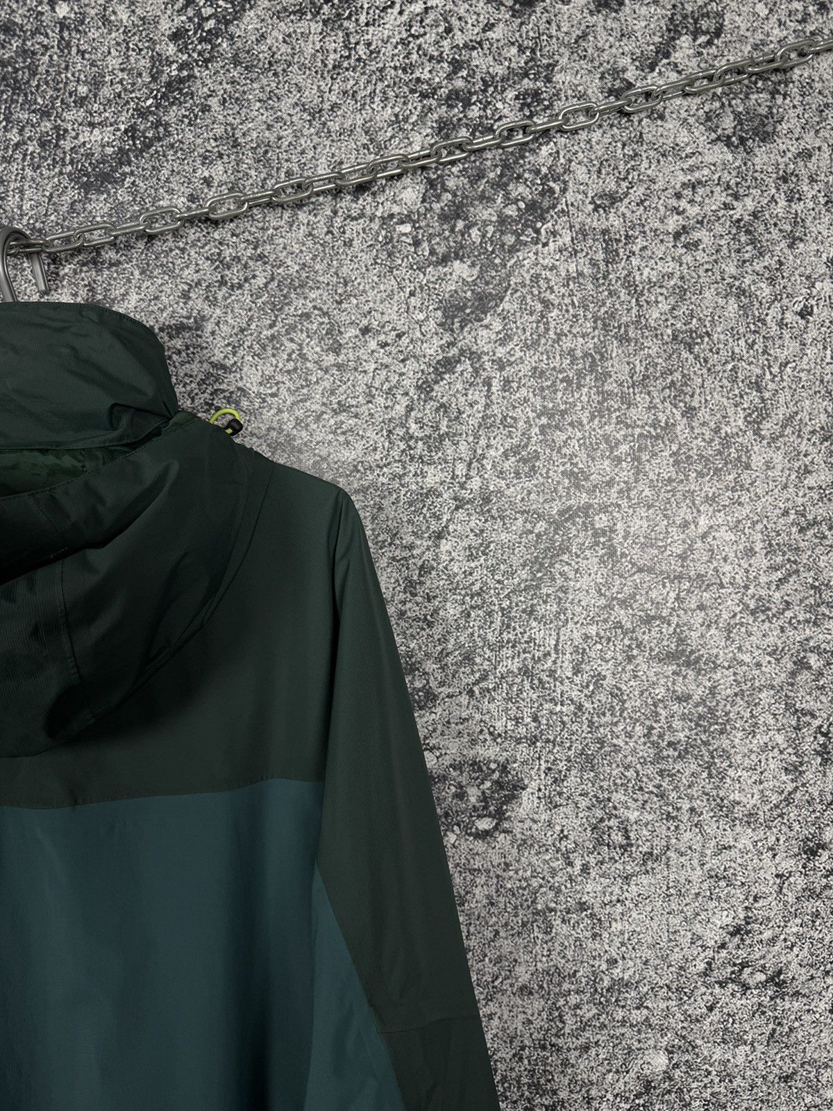 Berghaus Berghaus Gore-Tex Jacket Waterproof Windbreaker Outdoor XXL Size US XXL / EU 58 / 5 - 14 Thumbnail