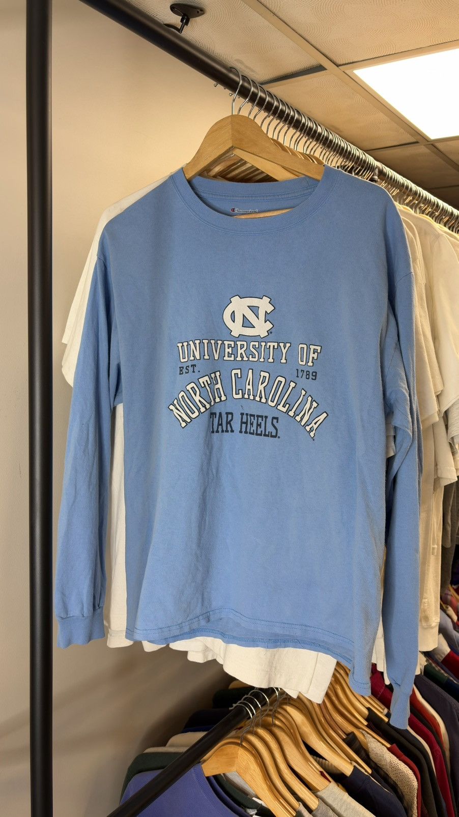 Champion UNC Champion Long Sleeve Size US L / EU 52-54 / 3 - 1 Preview