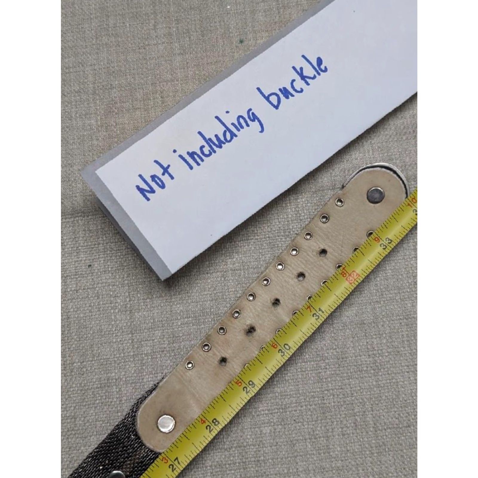 Vintage VINTAGE belt western studded white leather 30 size 30 silver Size 30 - 7 Thumbnail