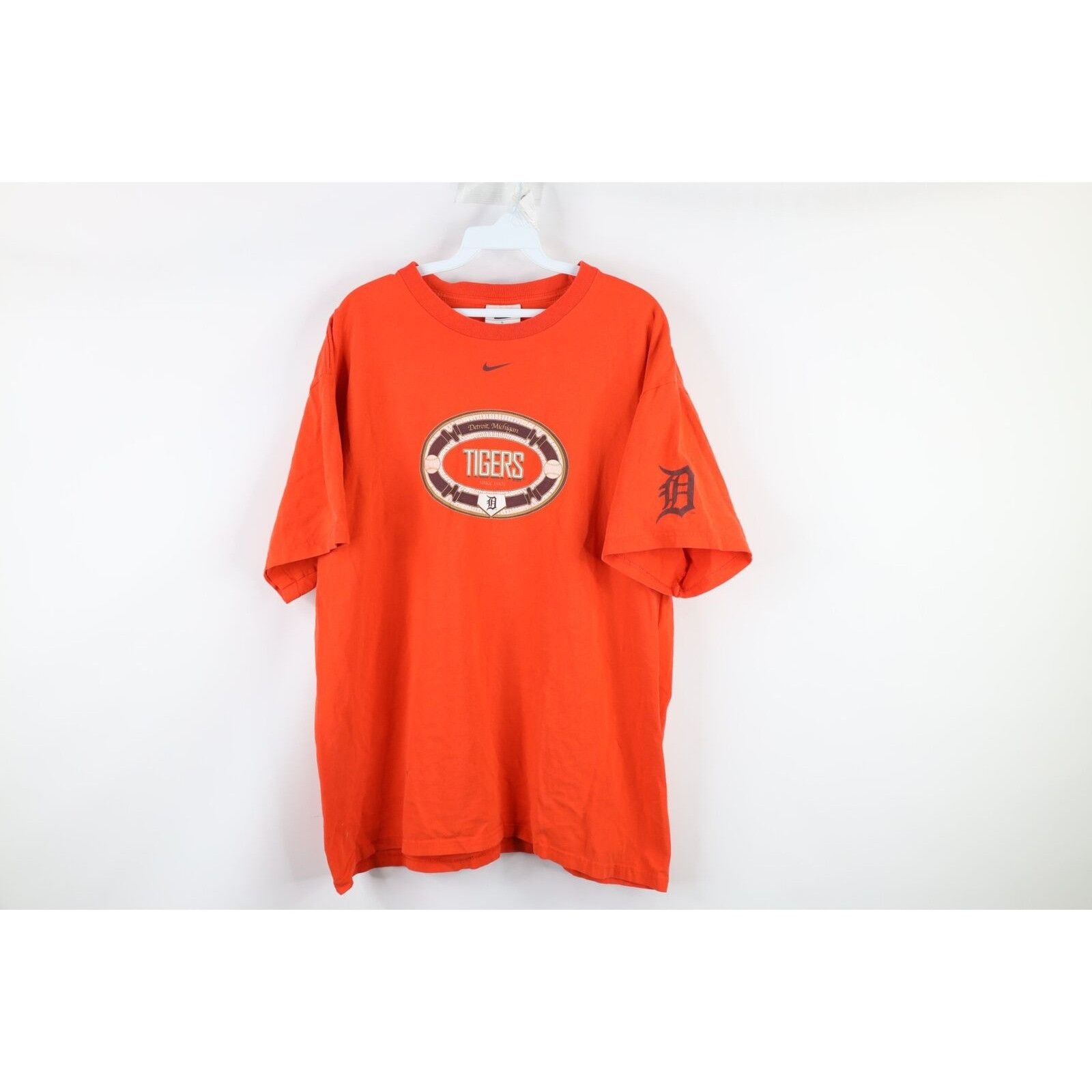 Nike × Vintage Vintage Nike Travis Scott Mini Swoosh Detroit Tigers T-Shirt Size US L / EU 52-54 / 3 - 1 Thumbnail