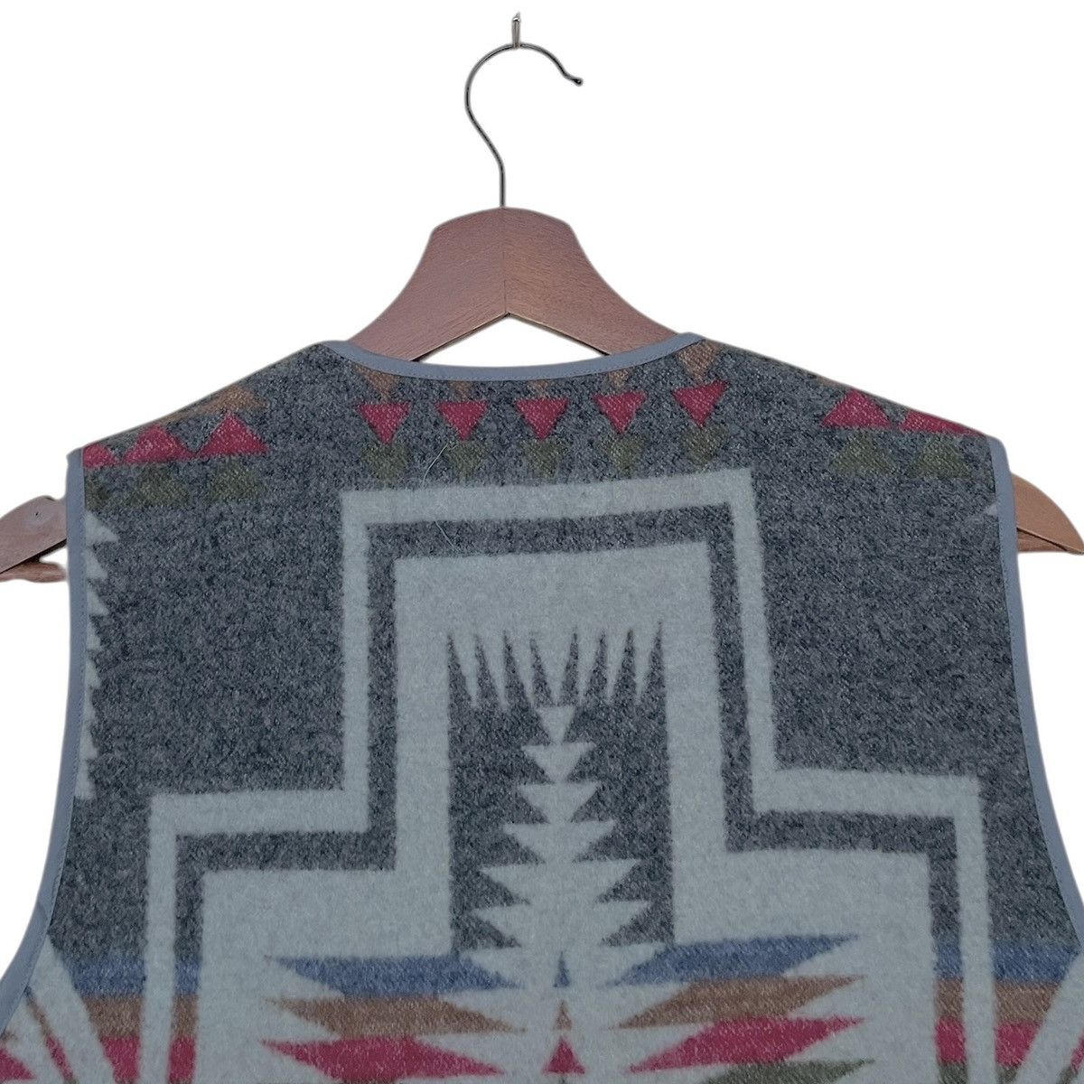 Japanese Brand × Vintage Vintage Japanese Brand Anaheim Navajo Vest 1990s Size US M / EU 48-50 / 2 - 8 Thumbnail