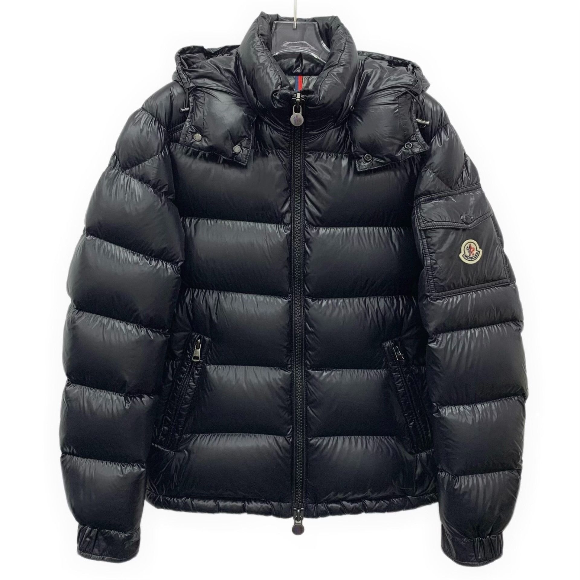 Moncler Moncler Black Down Jacket M Women Size M / US 6-8 / IT 42-44 - 1 Thumbnail
