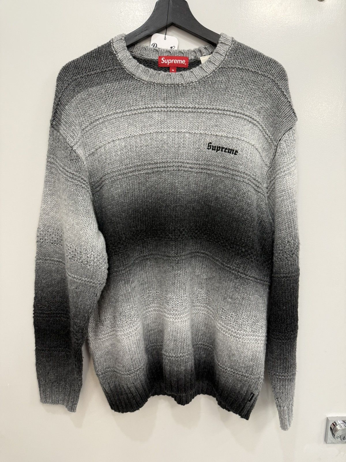 トップス Supreme Gradient Stripe Sweater 22 fw Supreme 22FW/Gradient Stripe Sweater/SizeL/Acrylic