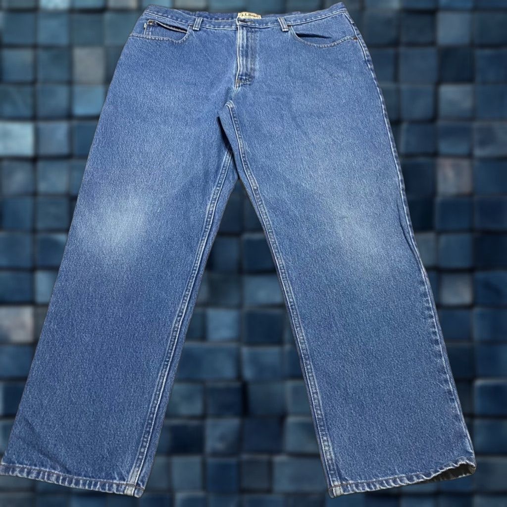 Vintage L.L. Bean Jeans Mens 38x30 Blue Denim Straight Leg Medium Wash Mid Rise Shirt Mens 38 Blue Denim Straight Regular 5-Pocket Design Jeans Mens Size US 38 / EU 54 - 1 Thumbnail
