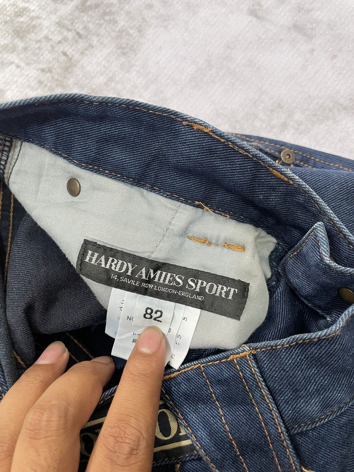 Hardy Amies 2000s hardyamies london embroidery denim pants Size US 34 / EU 50 - 6 Thumbnail