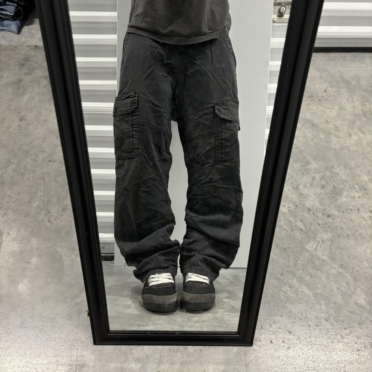 Japanese Brand × Vintage Crazy Vintage Y2K/2000s Grunge Faded Black Skater Cargo Pants! Size US 34 / EU 50 - 1 Thumbnail