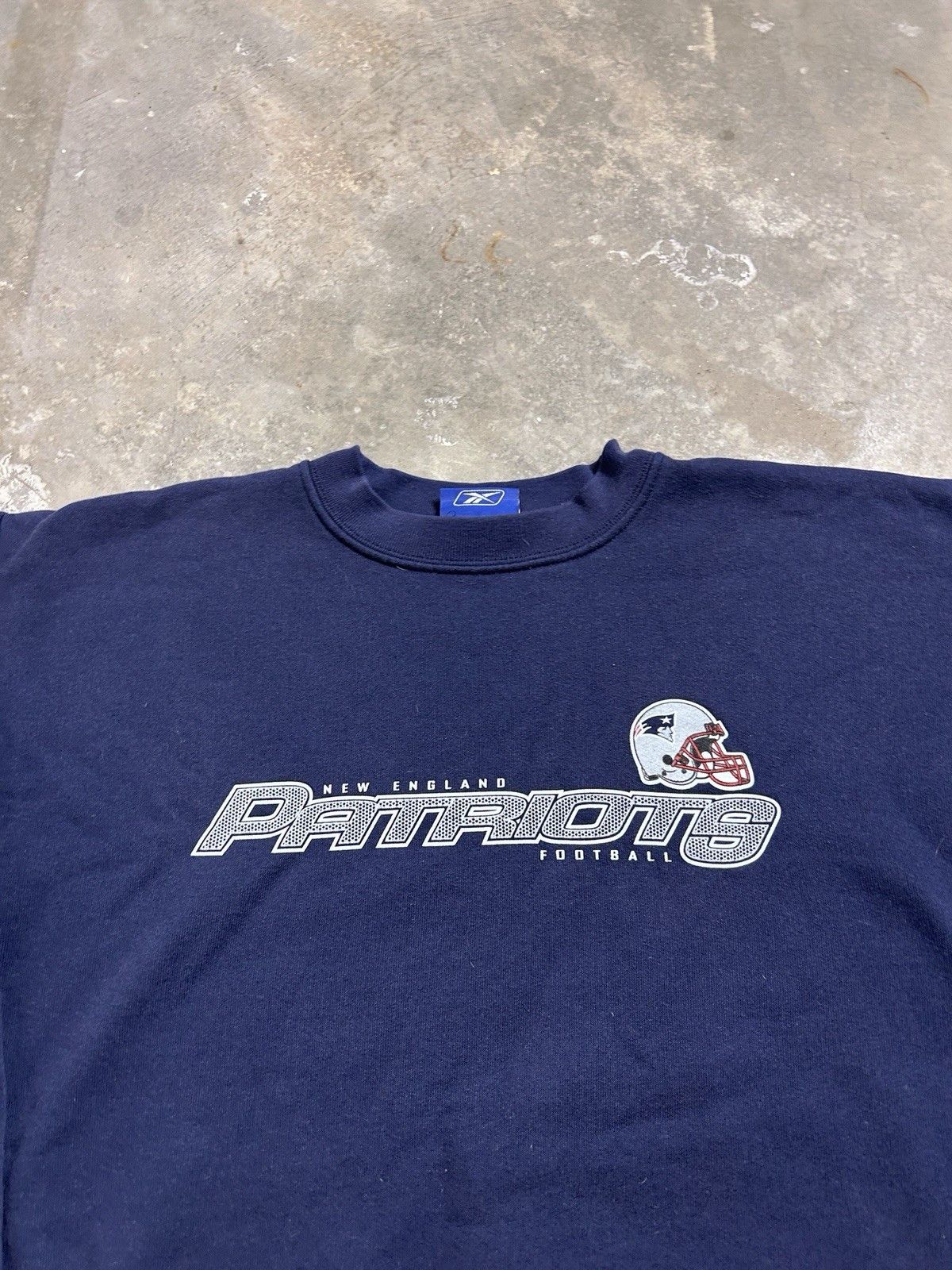 Reebok VTG Y2K New England Patriots Football Sportswear Sweatshirt Size US M / EU 48-50 / 2 - 2 Thumbnail
