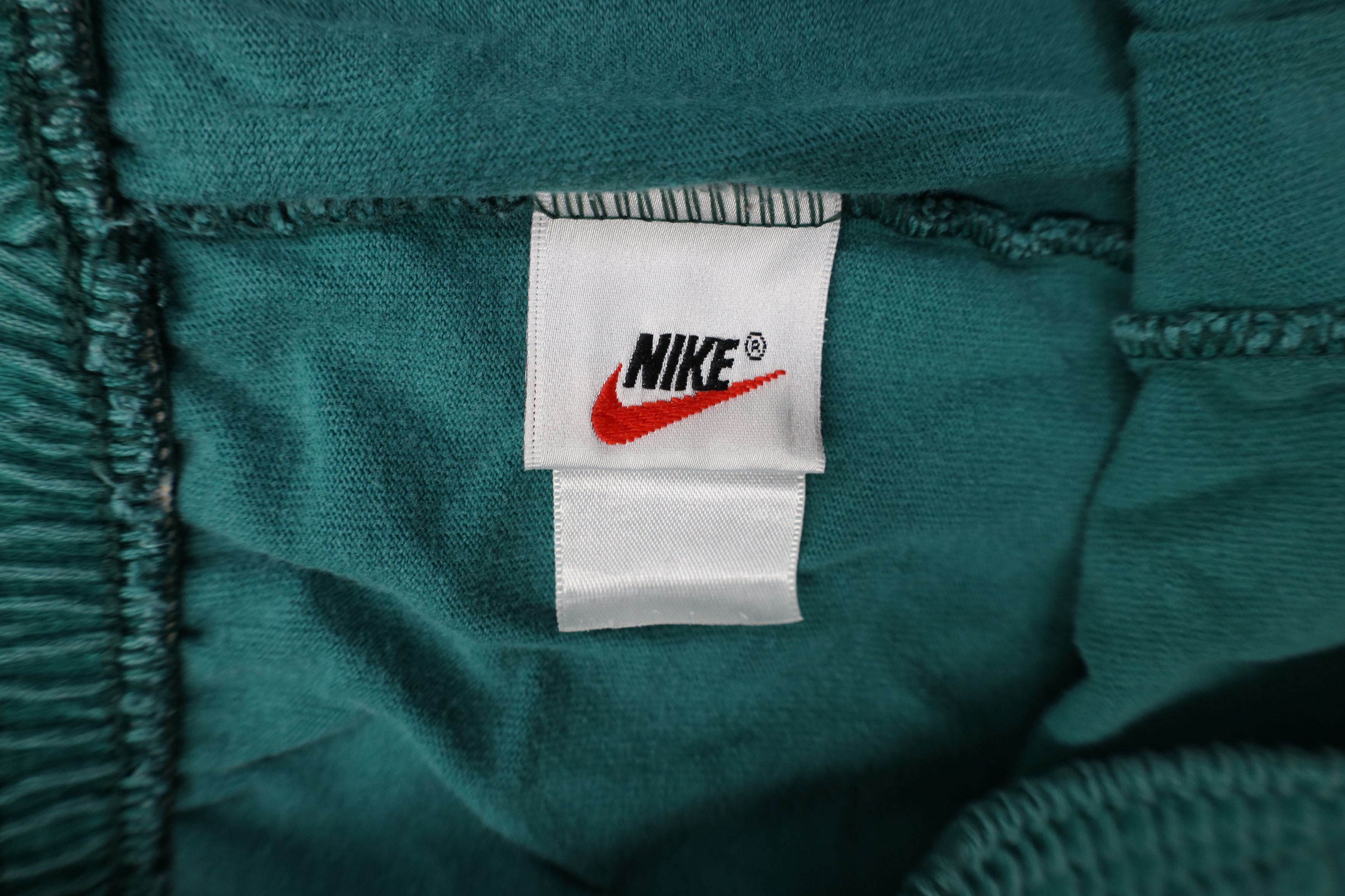 Nike Vintage 90s Nike Mini Swoosh Above Knee Shorts Green USA Size US 34 / EU 50 - 7 Thumbnail