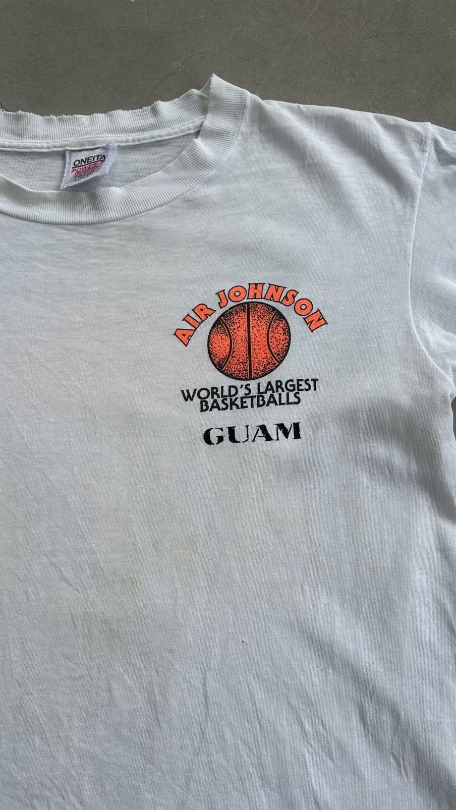 NBA × Vintage VINTAGE WELLWORN BIG JOHNSON BASKETBALL TEE Size US L / EU 52-54 / 3 - 3 Thumbnail
