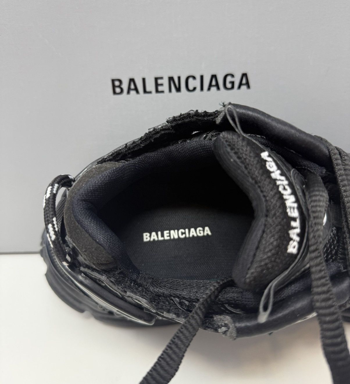 Balenciaga Balenciaga Runner Sneaker Black Size US 10 / IT 40 - 8 Thumbnail