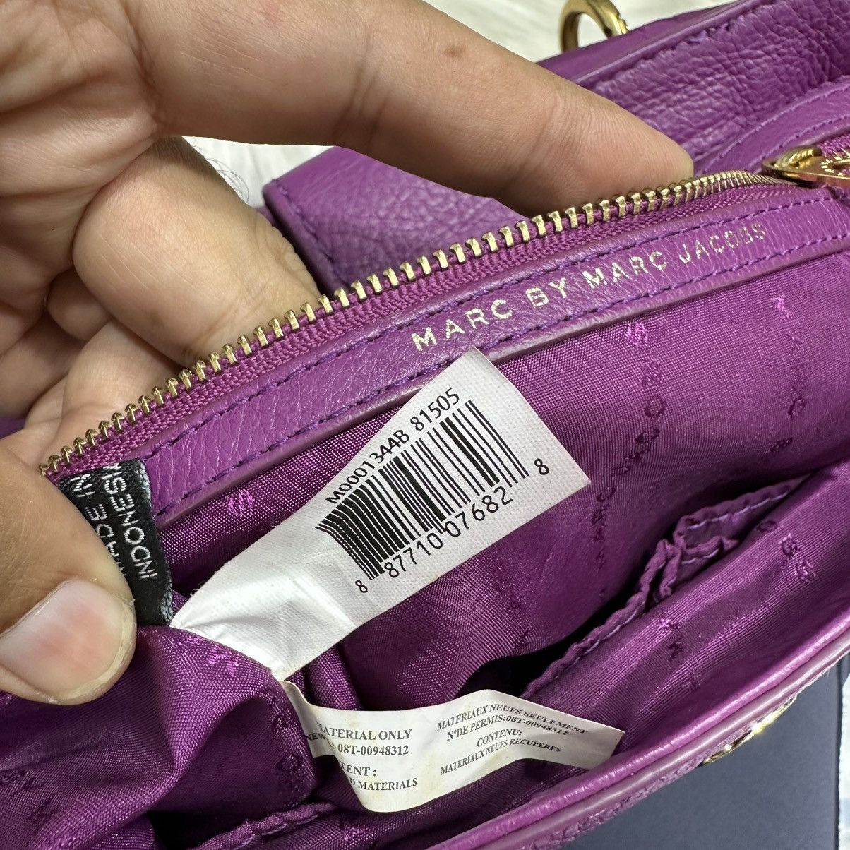 Marc by Marc Jacobs Authentic MARC BY MARC JACOBS Leather Handbag/ Shoulder Bag Size ONE SIZE - 13 Thumbnail