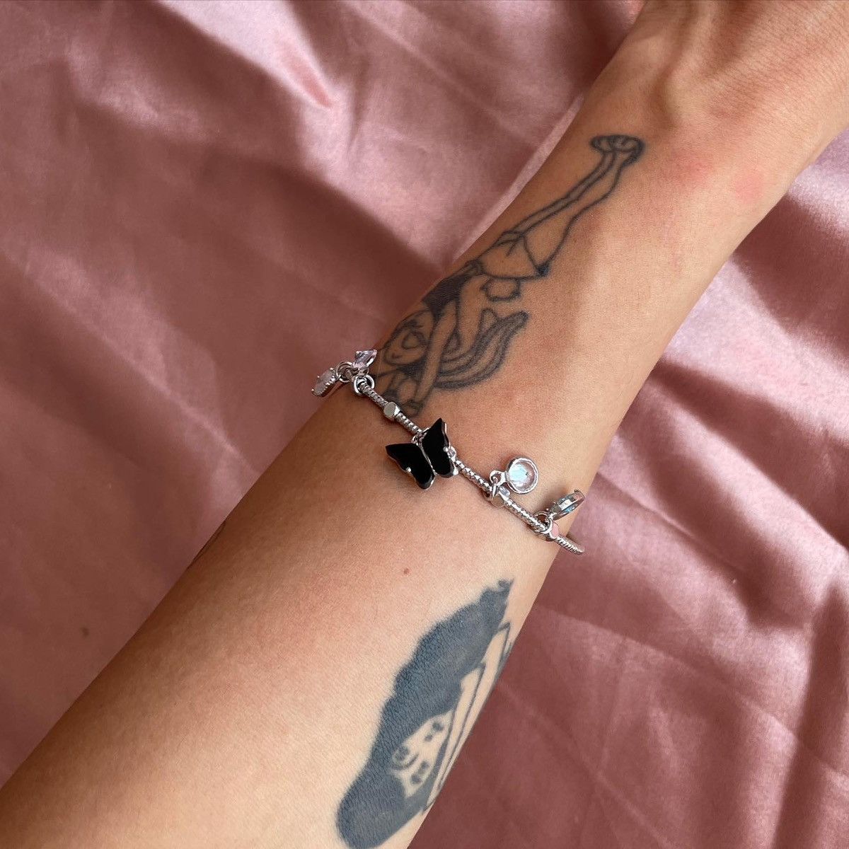Vintage Y2k bracelet Size ONE SIZE - 2 Thumbnail