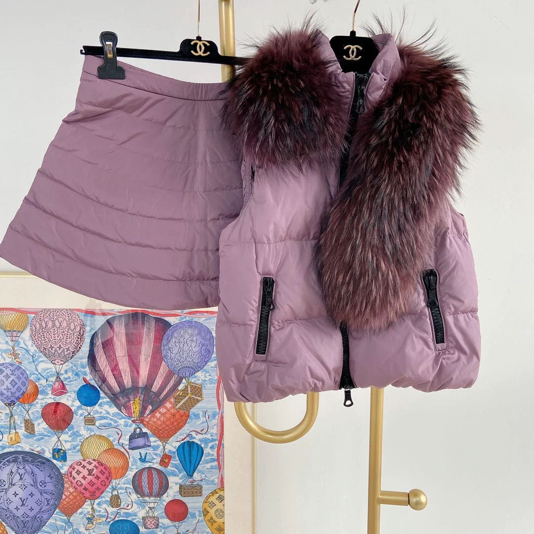 Moncler Moncler purple top & skirt set 0/42 Size XS / US 0-2 / IT 36-38 - 1 Thumbnail
