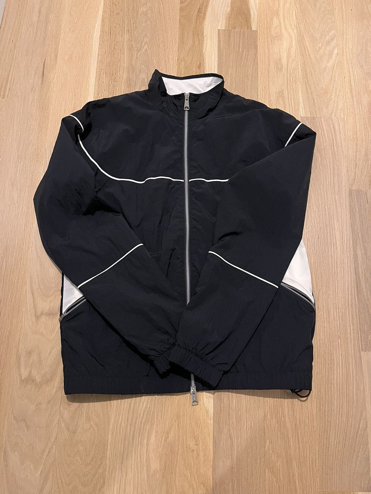 Jordan Brand × Nike × Vintage Vintage Jordan Light Jacket/Windbreaker Size US M / EU 48-50 / 2 - 1 Thumbnail