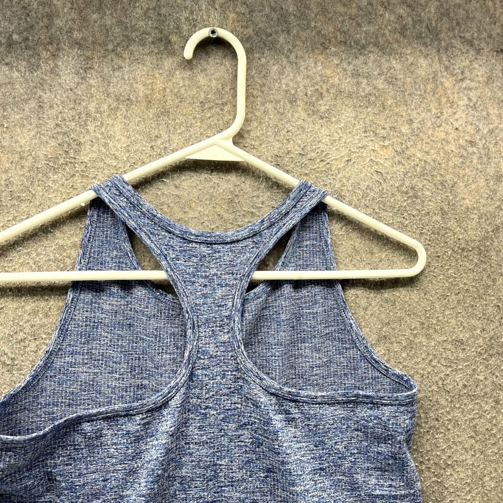 Athleta Athleta Tank Womens XL Blue Racerback Lightweight Athletic Yoga Workout Shirt Size XL / US 12-14 / IT 48-50 - 3 Thumbnail
