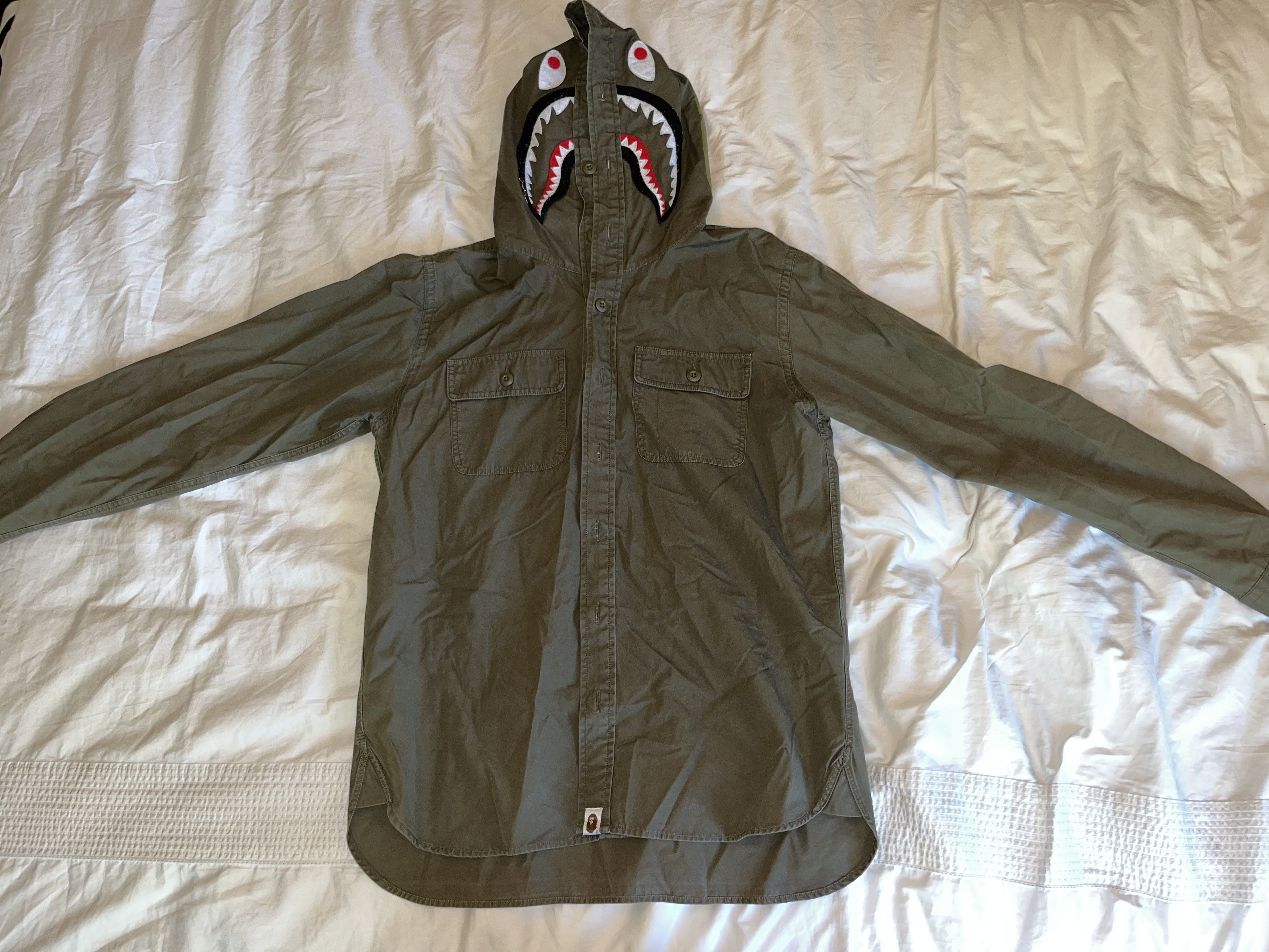 Bape Shark Shirt Hoodie Size US M / EU 48-50 / 2 - 1 Thumbnail