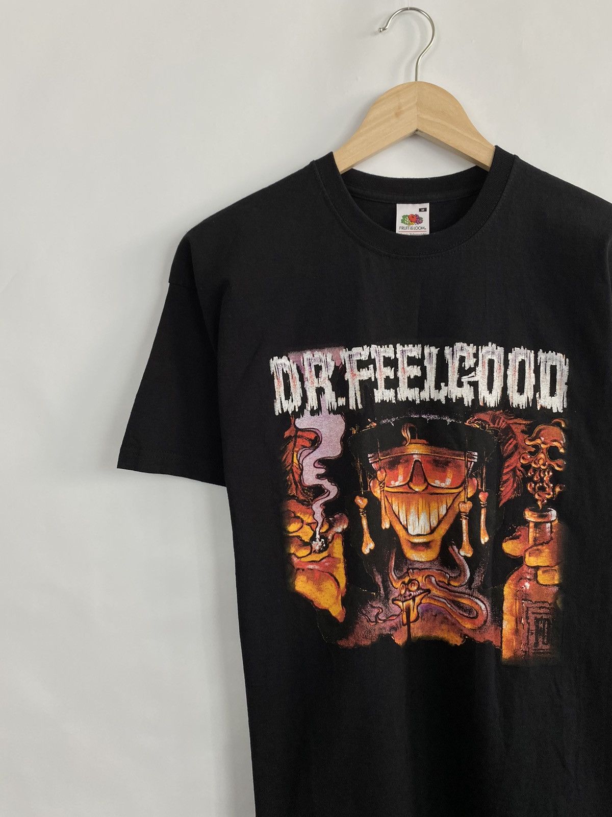 Fruit Of The Loom Vintage 90s Dr. Feelgood Motley Crue Rock Band Rare t-shirt Size US M / EU 48-50 / 2 - 3 Thumbnail