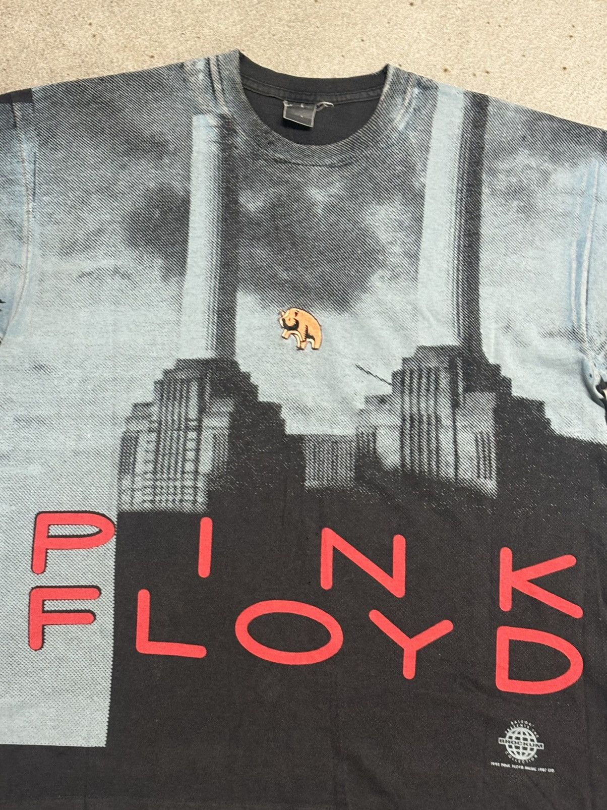 Vintage 1992 Pink Floyd ANIMALS Brockum AOP Album Cover T-Shirt Size US XL / EU 56 / 4 - 5 Thumbnail