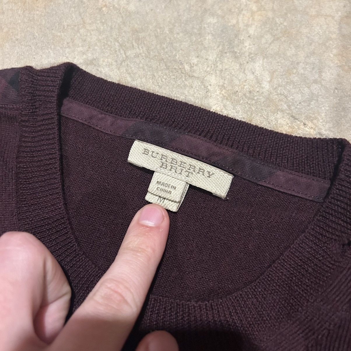 Burberry × Designer Burberry Nova Check Merino Wool Distressed Sweater Size US M / EU 48-50 / 2 - 5 Thumbnail