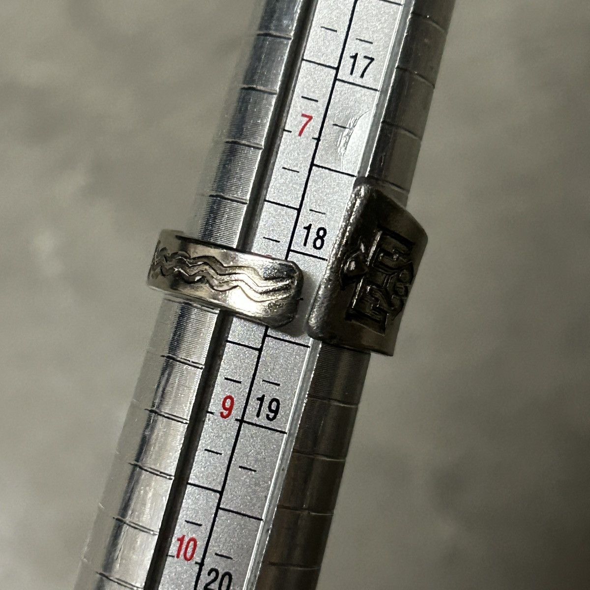 Vintage Engraved 1/1 Silver Ring Size ONE SIZE - 5 Thumbnail