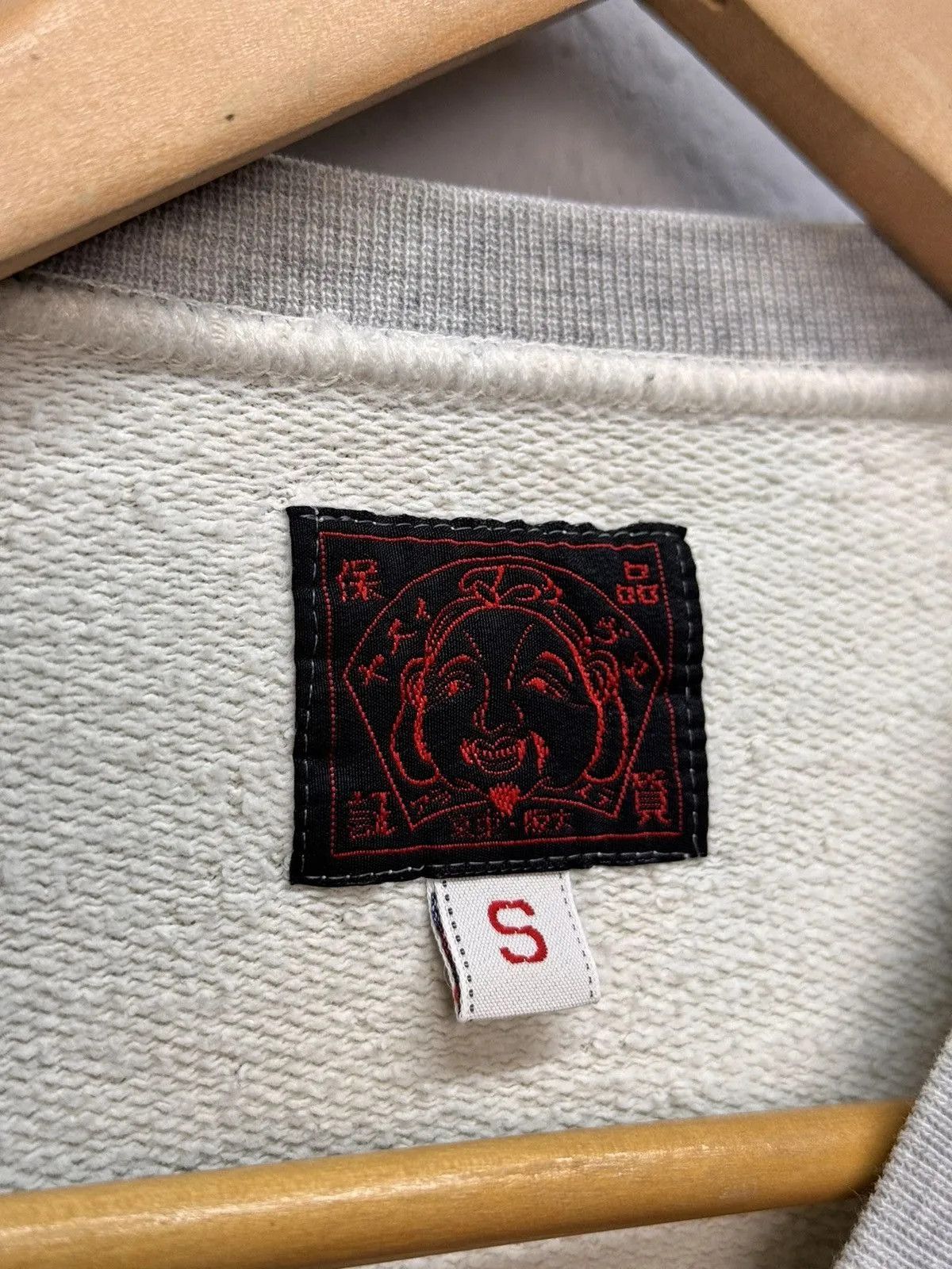 Evisu × Japanese Brand × Vintage Vintage Evisu Sweatshirt Y2K Style Faded Effect Big Logo Size US M / EU 48-50 / 2 - 7 Thumbnail