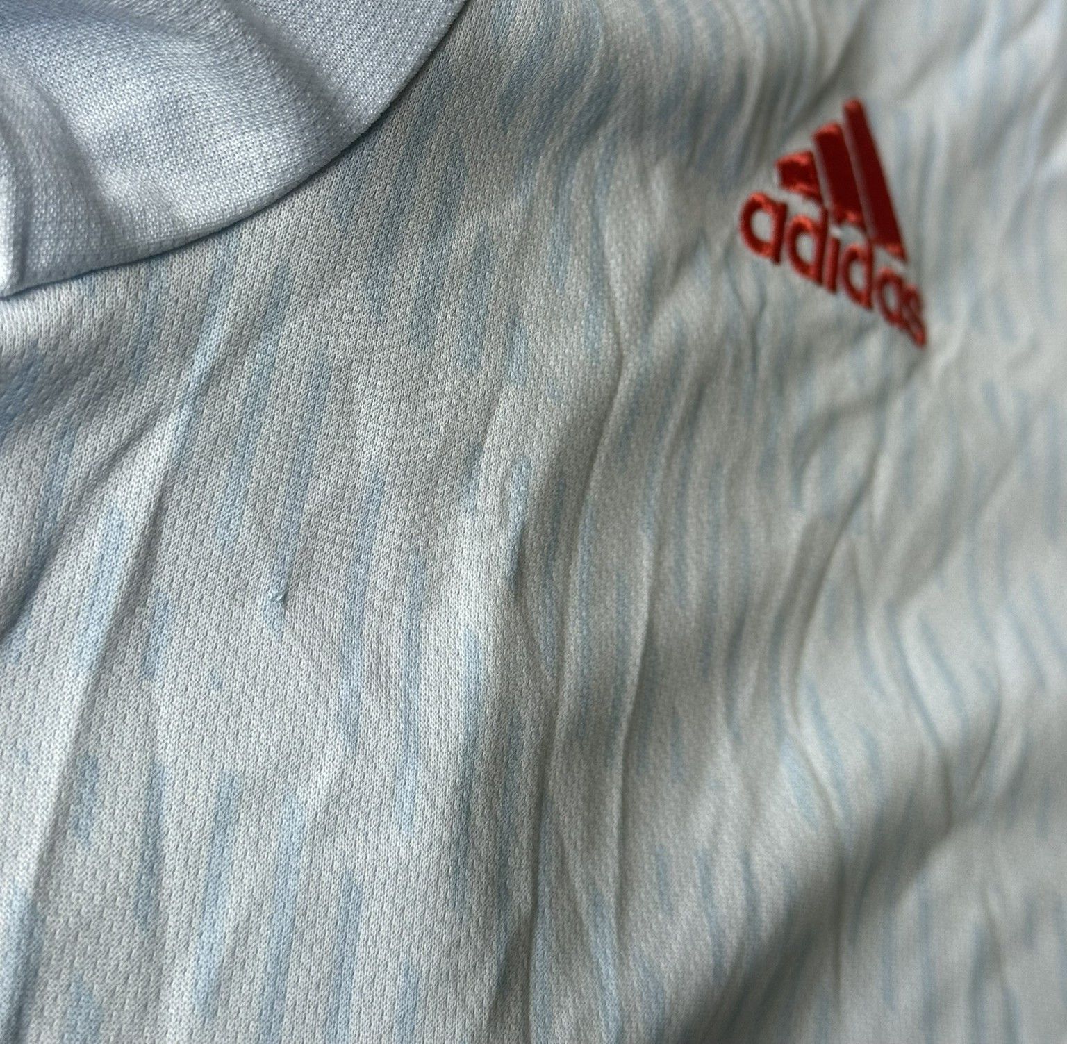 Adidas SPAIN 2018 2019 AWAY SHIRT FOOTBALL SOCCER JERSEY ADIDAS M Size US M / EU 48-50 / 2 - 7 Thumbnail