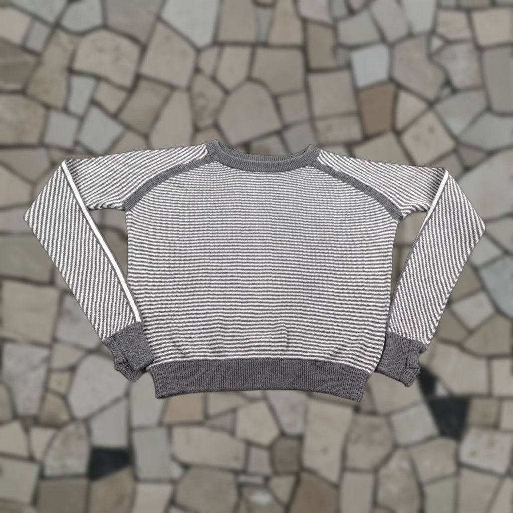 VINTAGE? (No) Actually: Lululemon Sweater Womens 6Gray Devi Crew Stripes Pullover Knit Top Raglan Logo Knit