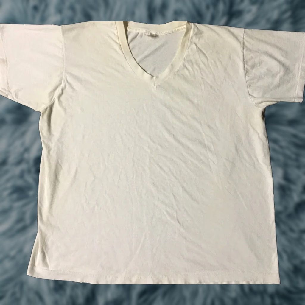 Fruit Of The Loom VINTAGE Fruit of the Loom FOTL 80s 90s Faded V Neck Shirt 2XL White Short Sleeve Pocket Mens T-Shirt Grunge Surf Biker USA USA Size US XXL / EU 58 / 5 - 1 Thumbnail