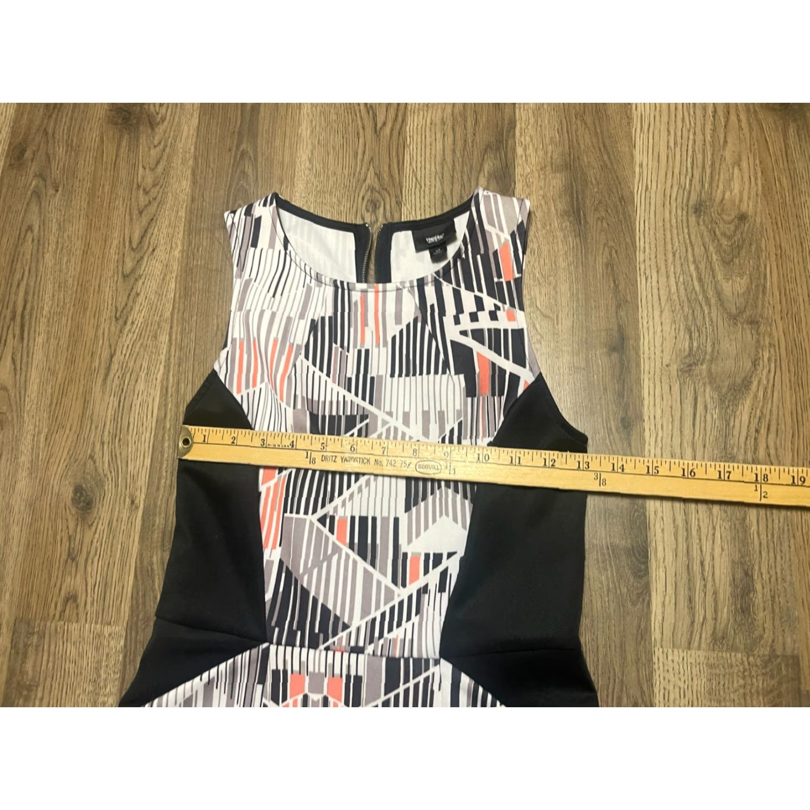 Mossimo Mossimo Dress Women's Size Small, Zip up Back, White Black Grey Orange, Colorful, Knee Length, Casual, Shift, Regular, Dress, Womens Size S / US 4 / IT 40 - 4 Thumbnail