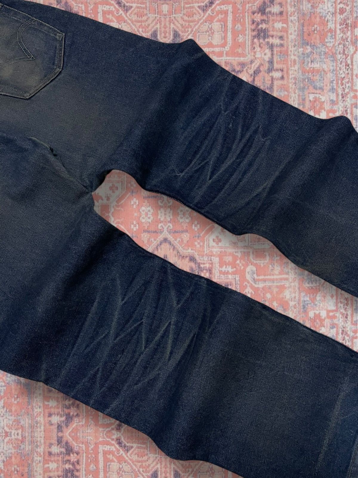 Levi's Vintage Clothing Vintage Designer Levis 505 Regular Fit Indigo Distressed Size US 35 - 13 Thumbnail